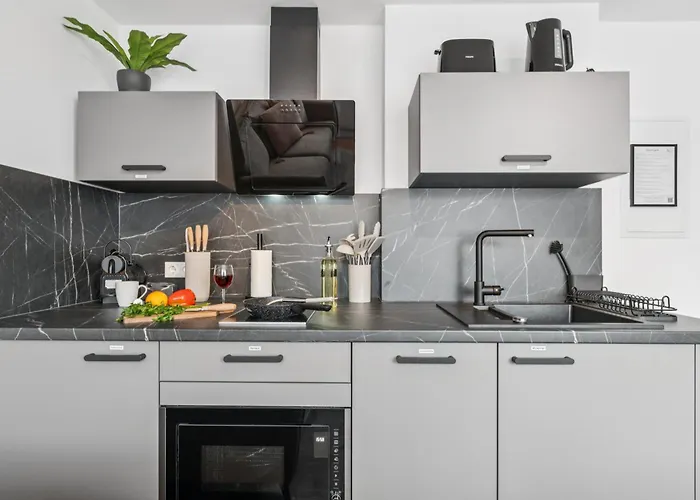 At Weinmeister - Talpark - Stilvoll Ansprechend * باد سالزفلن