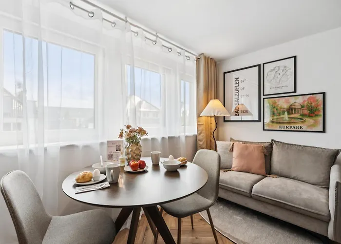 At Weinmeister - Talpark - Stilvoll Ansprechend باد سالزفلن